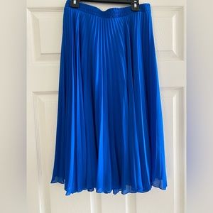 Chelsea&Violet Blue pleaded chiffon skirt Size S/M